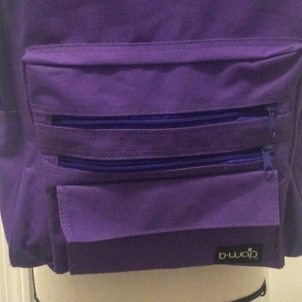 Backpack - Picture 2 of 6